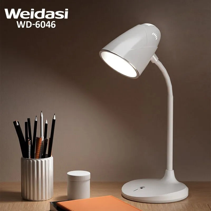 CHARGING DESK LAMP